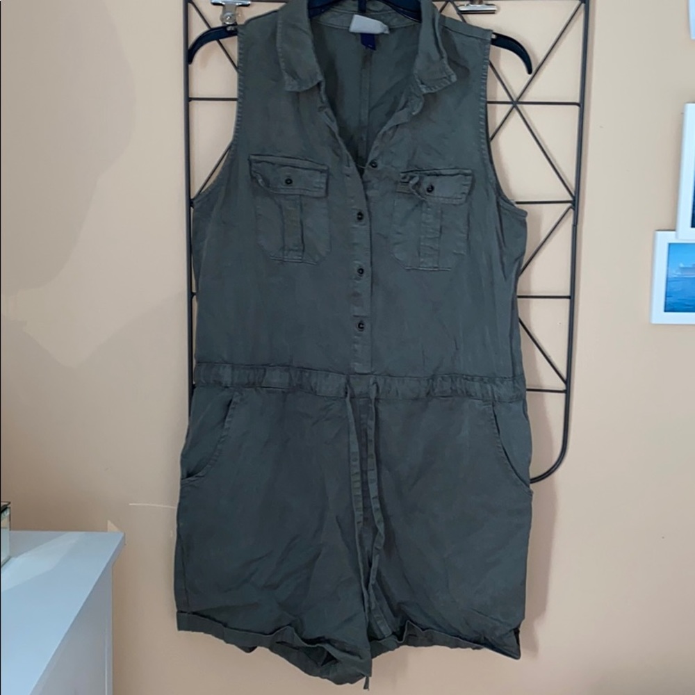 Army green romper